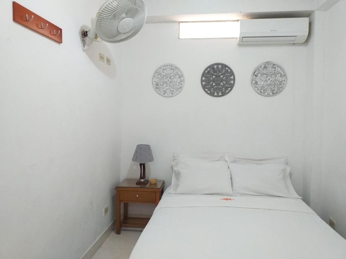 Hotel Comercial Neiva ネイバ エクステリア 写真